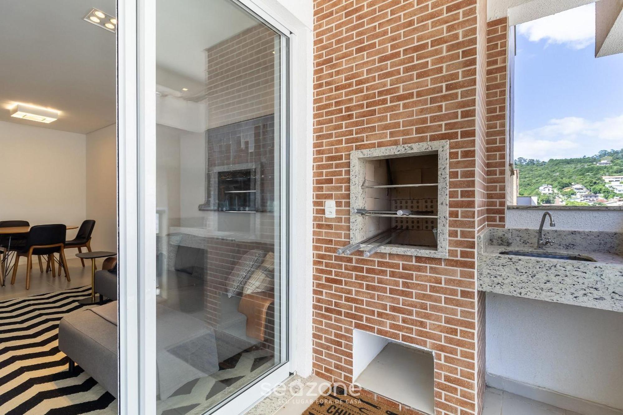 Apto Prox. A E Ao Floripa Shopping Eaz305 Apartamento