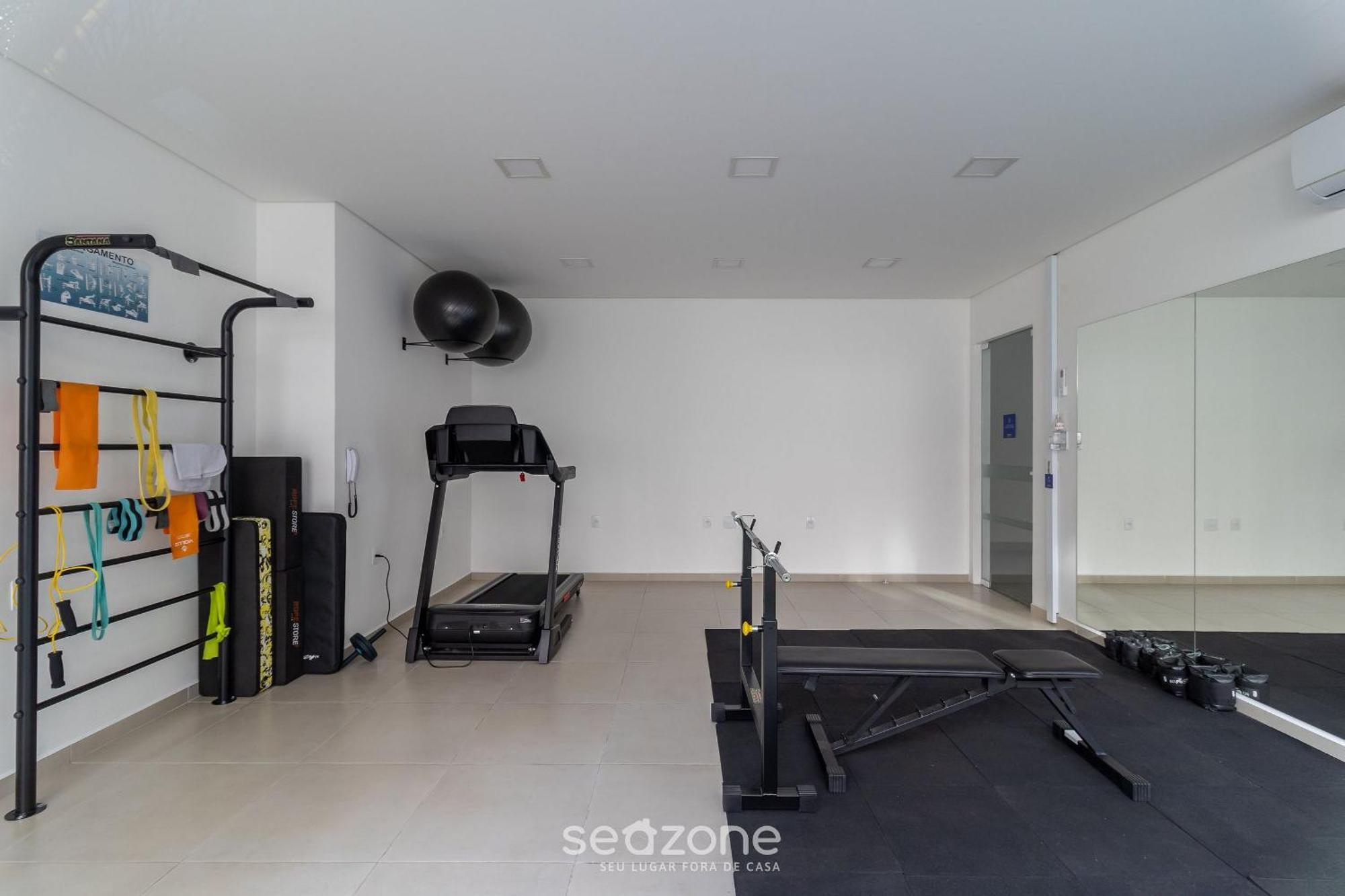 Apto Prox. A E Ao Floripa Shopping Eaz305 Florianópolis